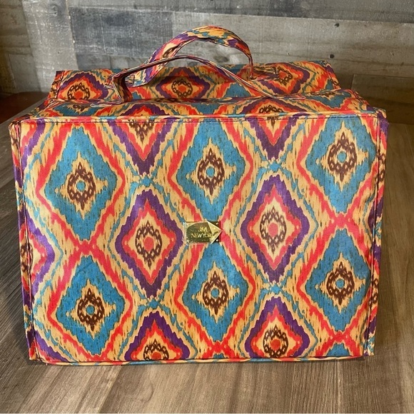 JM NEW YORK Large Patterned MAKEUP/JEWELRY, HAIR STUFF TRAVELING CASE - Picture 1 of 8